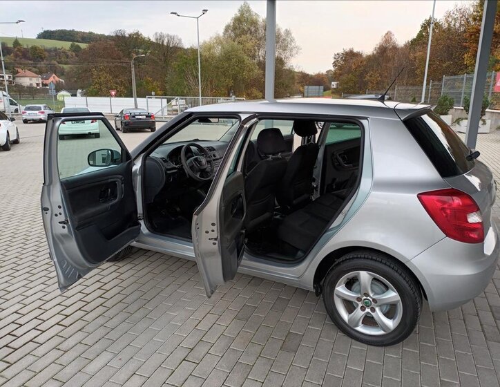 Škoda Fabia Hatchback 1,2 l 44 kw
