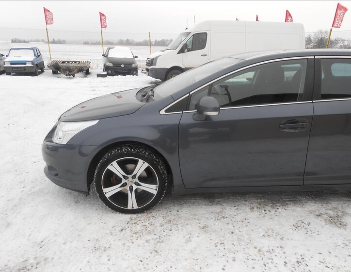 Toyota Avensis Kombi 1,8 l 108 kw