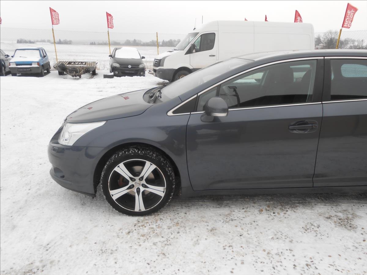 Toyota Avensis Kombi 1,8 l 108 kw