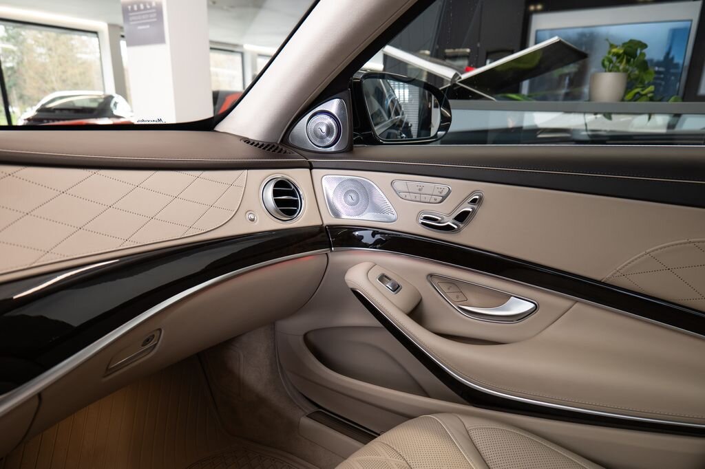 Mercedes-Benz Třídy S Sedan / Limuzína 4,0 l 345 kw