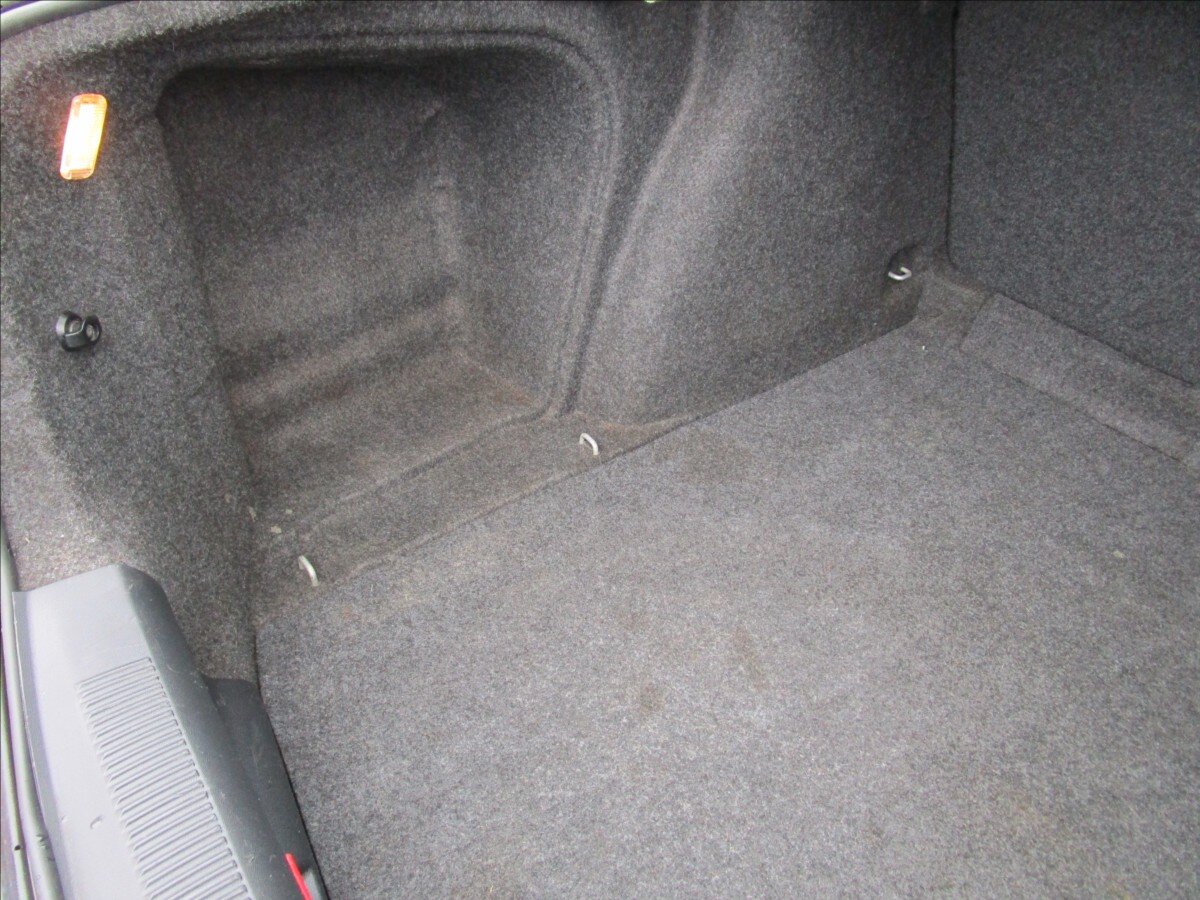 Škoda Octavia Liftback 1,6 l 77 kw