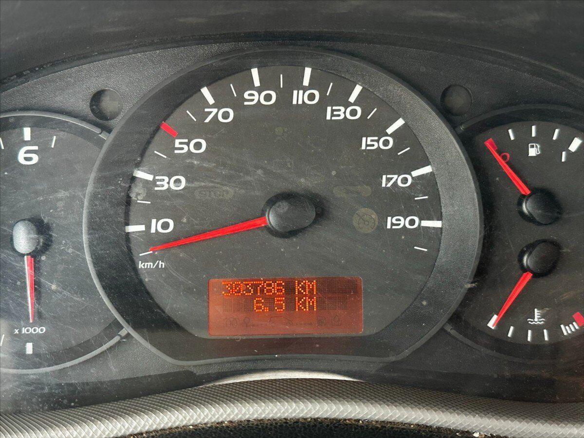 Renault Master Valník 2,3 l 92 kw