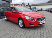 Volvo V60 Kombi 2,0 l 120 kw