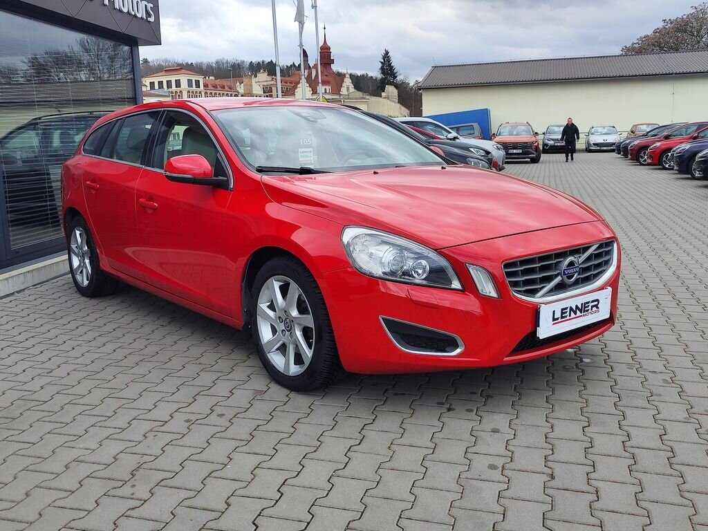 Volvo V60 Kombi 2,0 l 120 kw