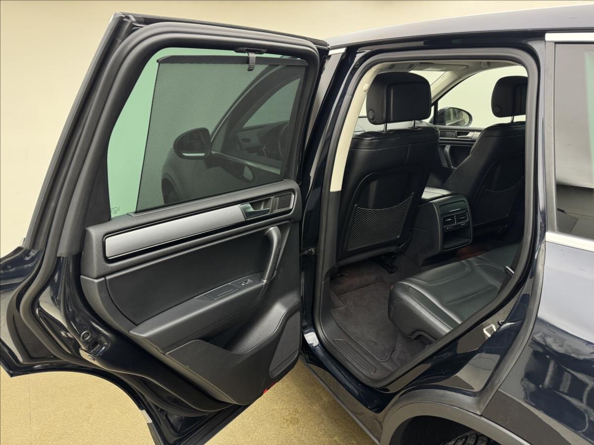 Volkswagen Touareg SUV / Terénní 3,0 l 193 kw