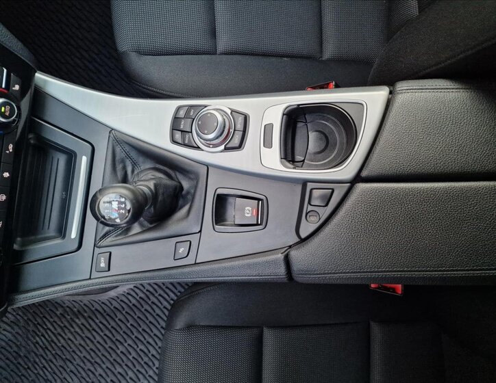 BMW Řada 5 Kombi 2,0 l 135 kw