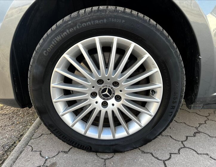 Mercedes-Benz Třídy V MPV 2,0 l 140 kw