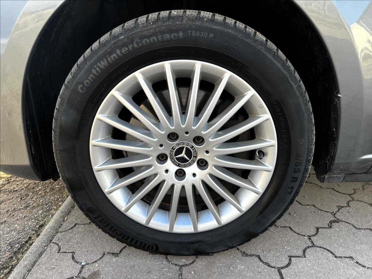 Mercedes-Benz Třídy V MPV 2,0 l 140 kw