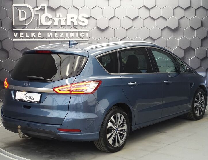 Ford S-MAX 5