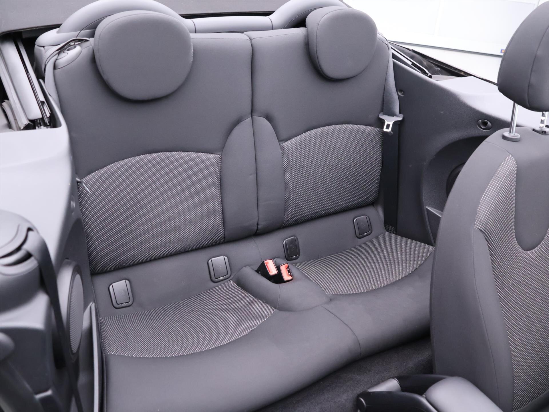 Mini One Kabriolet 1,6 l 72 kw