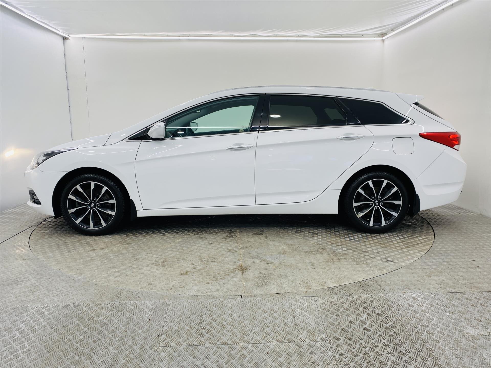 Hyundai i40 Kombi 1,7 l 104 kw
