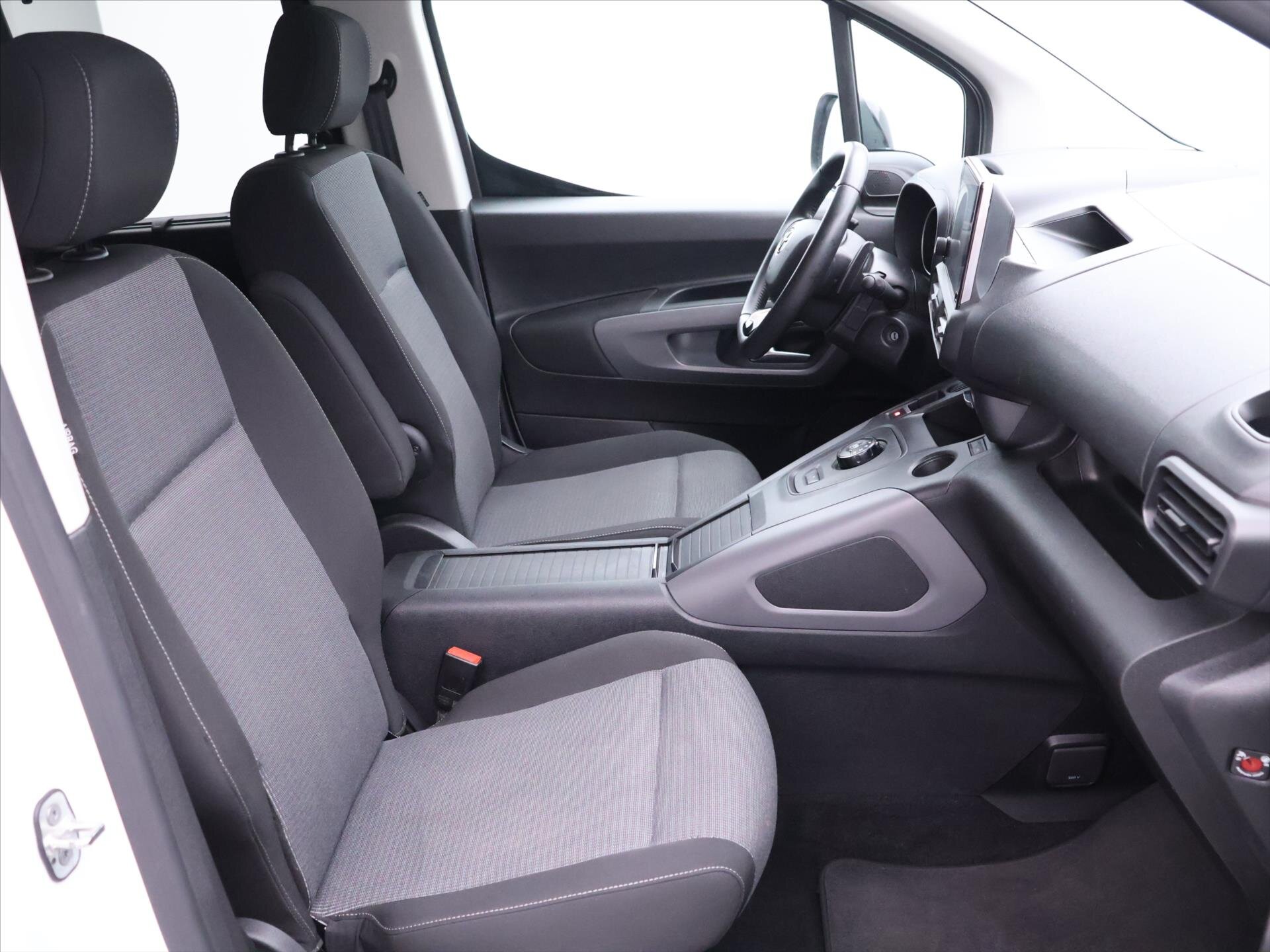 Toyota ProAce City Verso MPV 1,2 l 96 kw