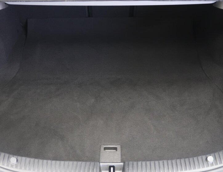 Mercedes-Benz Třídy C Sedan / Limuzína 2,1 l 125 kw