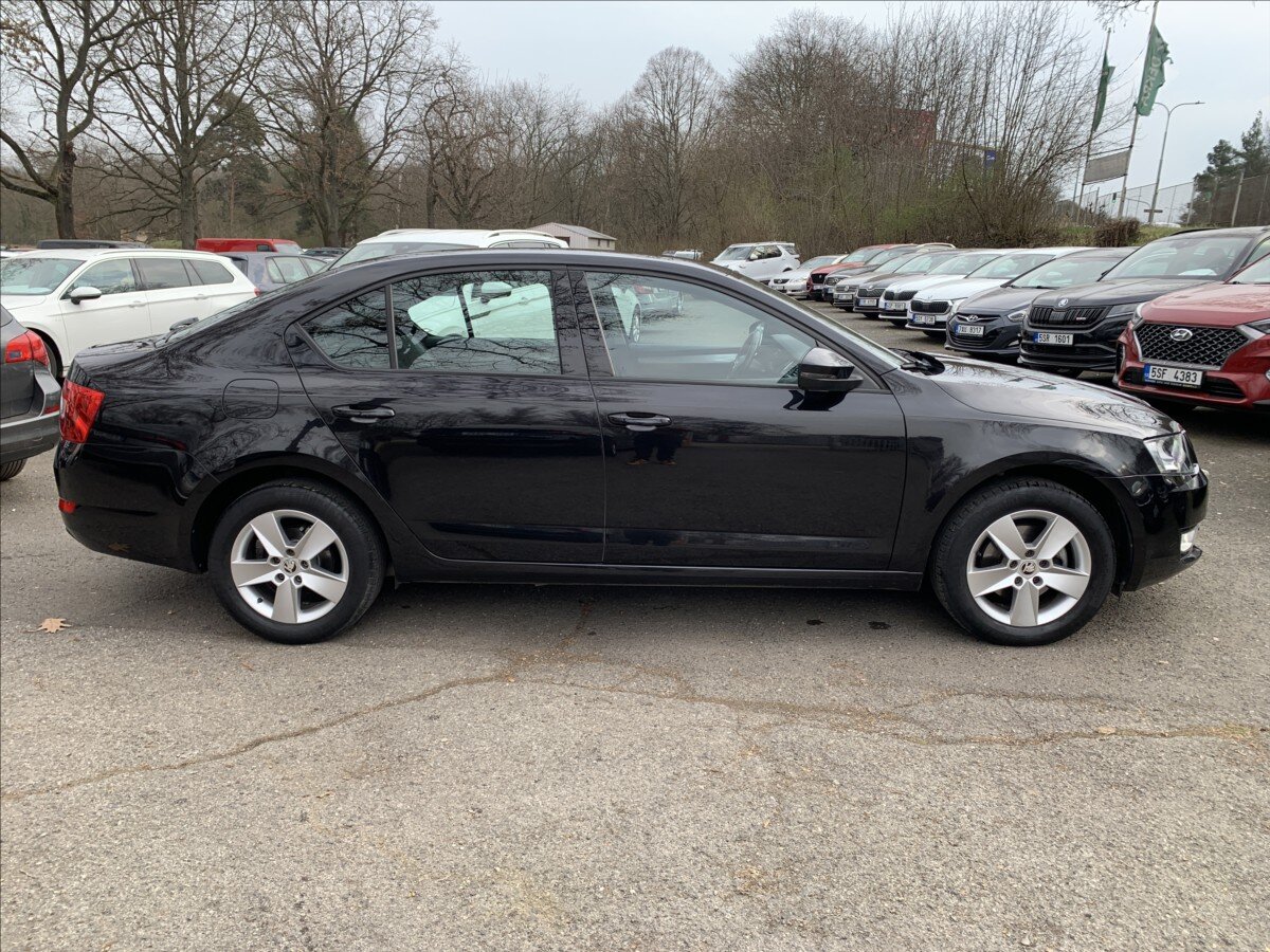 Škoda Octavia Sedan / Limuzína 1,4 l 110 kw