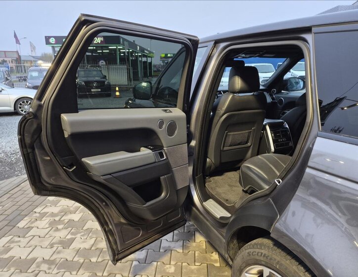 Land Rover Range Rover Sport 11