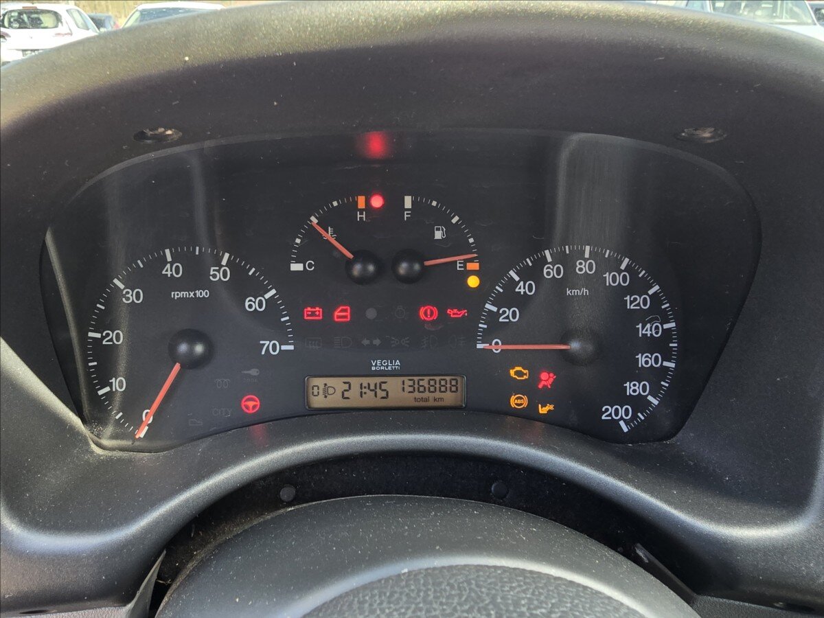 Fiat Punto Hatchback 1,2 l 44 kw