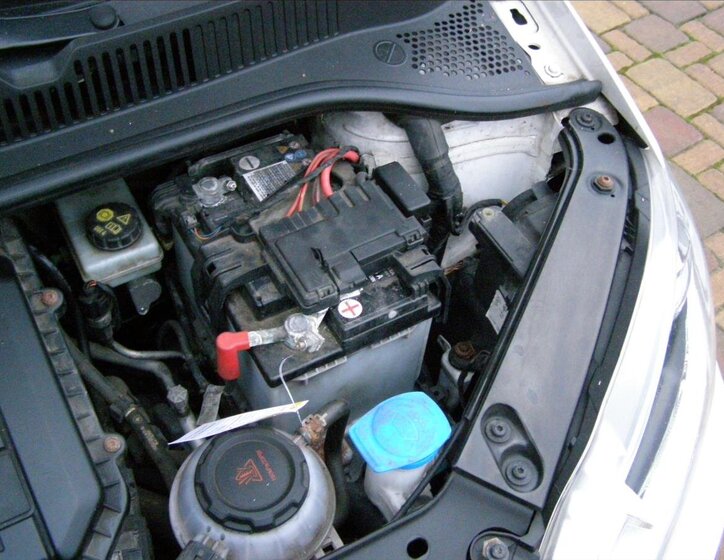 Volkswagen up! Hatchback 999,0 44 kw