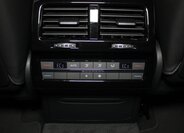 Volkswagen Touareg SUV / Terénní 3,0 l 210 kw