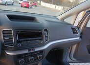 Volkswagen Sharan Kombi 2,0 l 103 kw