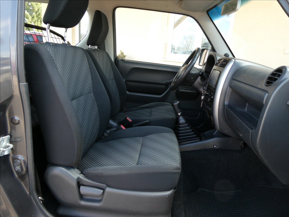 Suzuki Jimny SUV / Terénní 1,3 l 62 kw