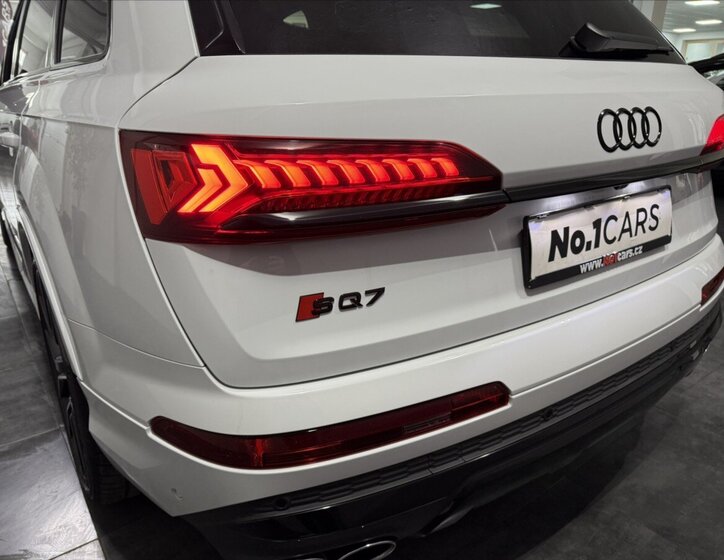 Audi SQ7 SUV / Terénní 4,0 l 373 kw