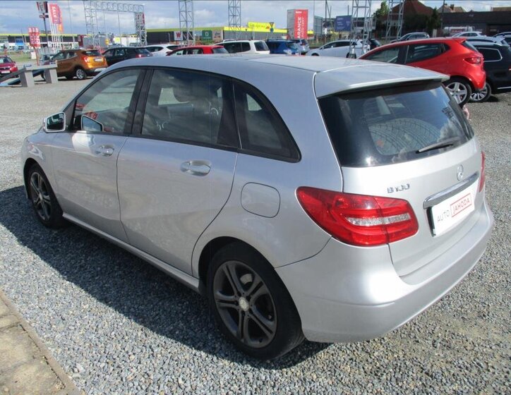 Mercedes-Benz Třídy B Kombi 1,5 l 80 kw
