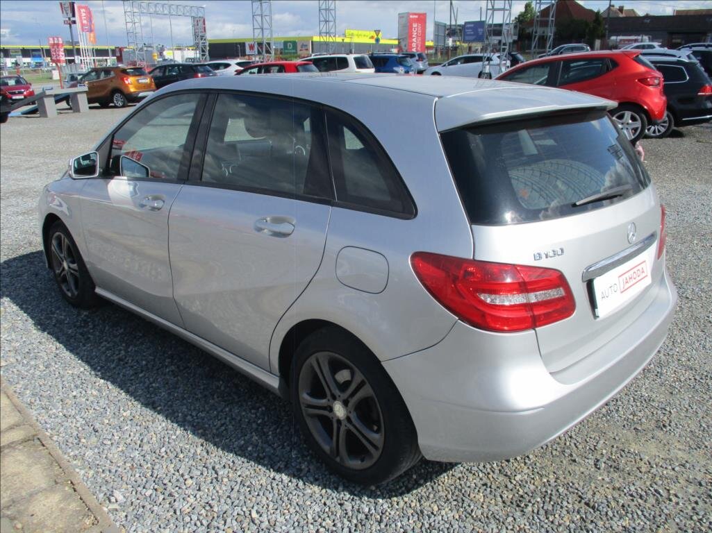 Mercedes-Benz Třídy B Kombi 1,5 l 80 kw