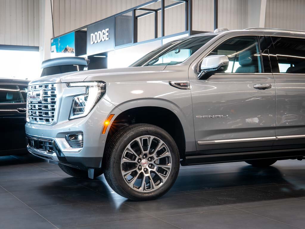 GMC Yukon SUV 6,2 l 313 kw