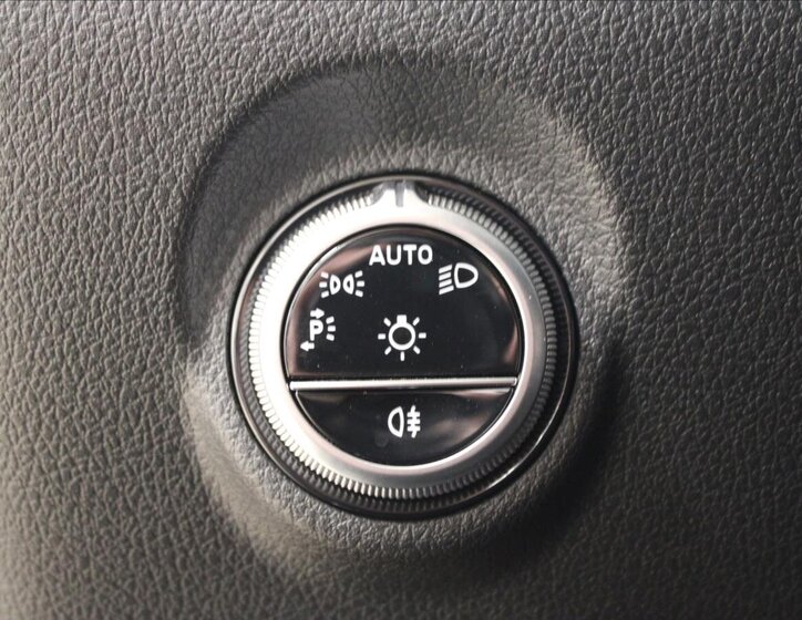 Mercedes-Benz Třídy C Kombi 2,0 l 120 kw