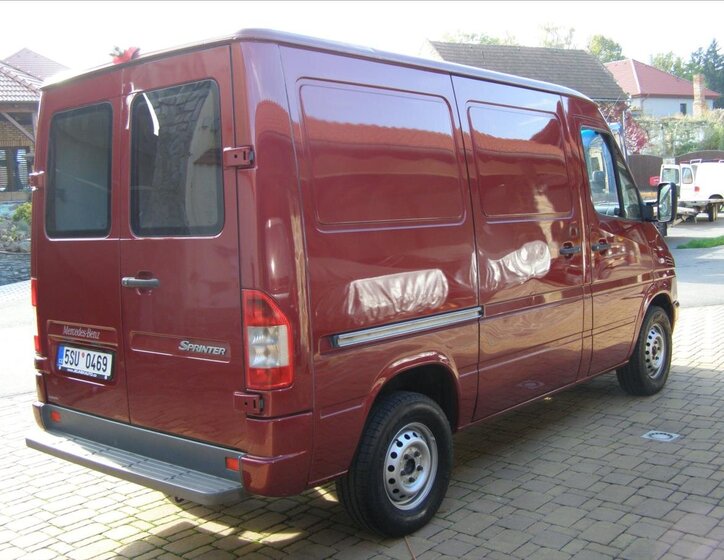 Mercedes-Benz Sprinter Skříň 2,1 l 95 kw
