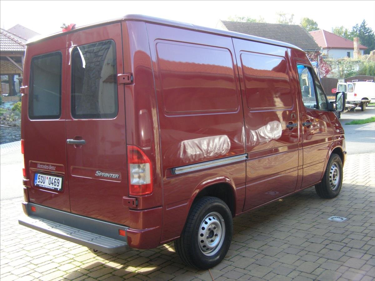 Mercedes-Benz Sprinter Skříň 2,1 l 95 kw