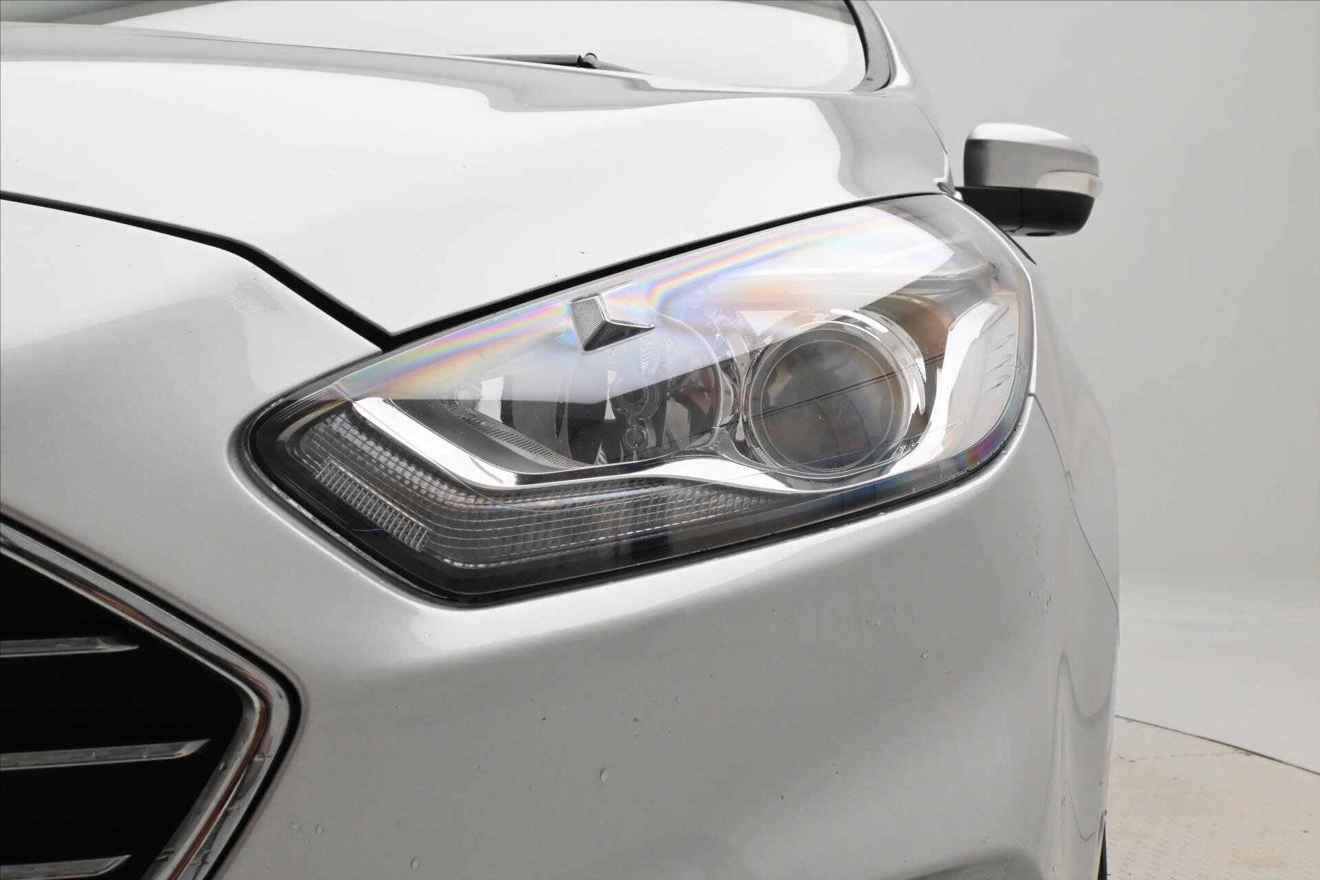 Ford S-MAX MPV 2,5 l 110 kw