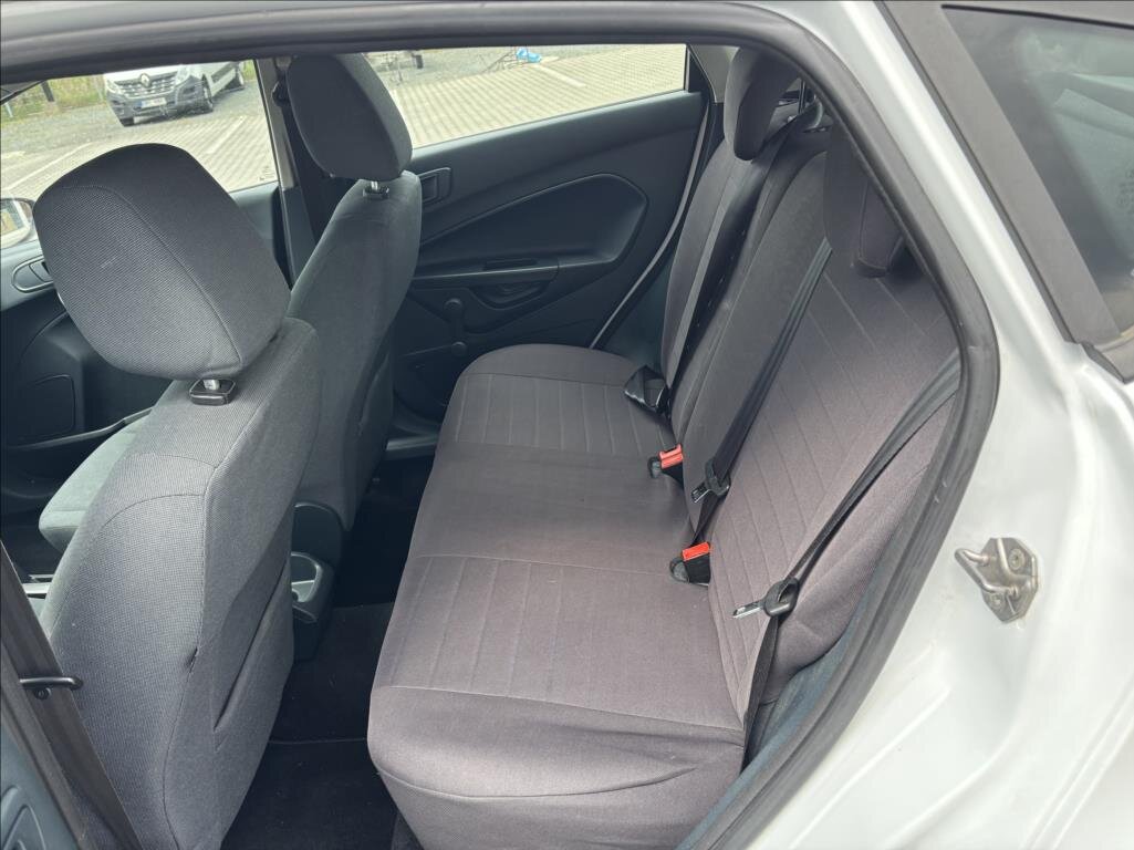Ford Fiesta Hatchback 1,4 l 51 kw