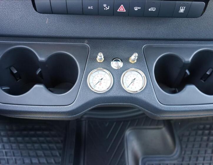 Mercedes-Benz Sprinter 21