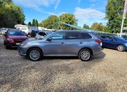 Mitsubishi Outlander 3