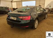 Škoda Superb Sedan / Limuzína 1,4 l 160 kw