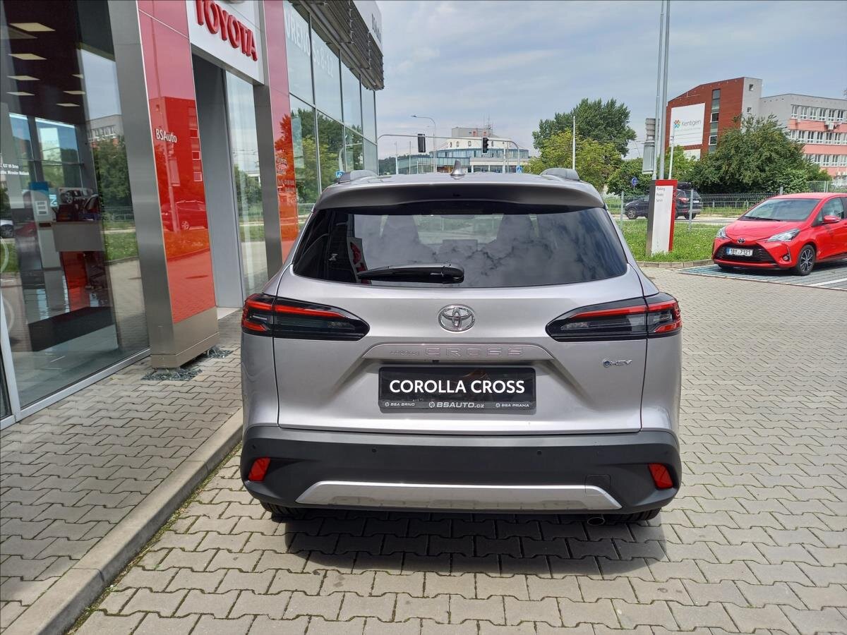 Toyota Corolla Cross SUV 1,8 l 103 kw