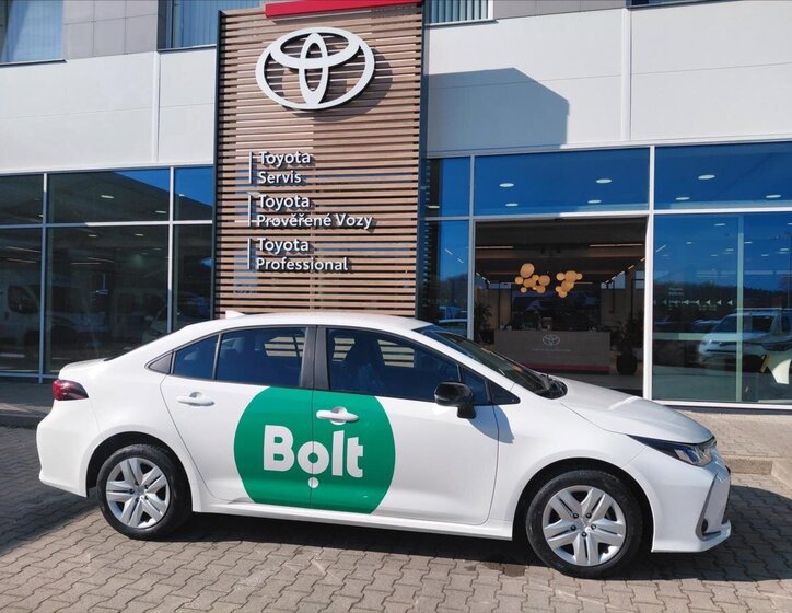 Toyota Corolla Sedan / Limuzína 1,8 l 103 kw