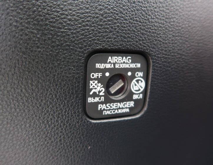 Toyota Corolla Sedan / Limuzína 1,8 l 72 kw