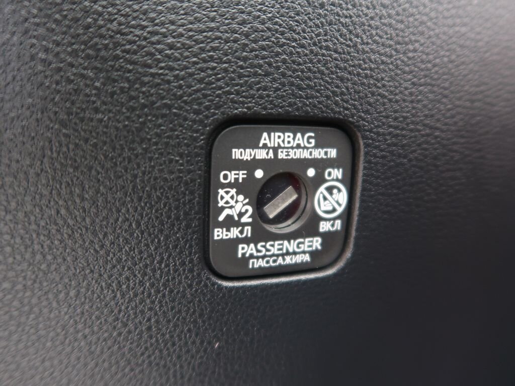 Toyota Corolla Sedan / Limuzína 1,8 l 72 kw