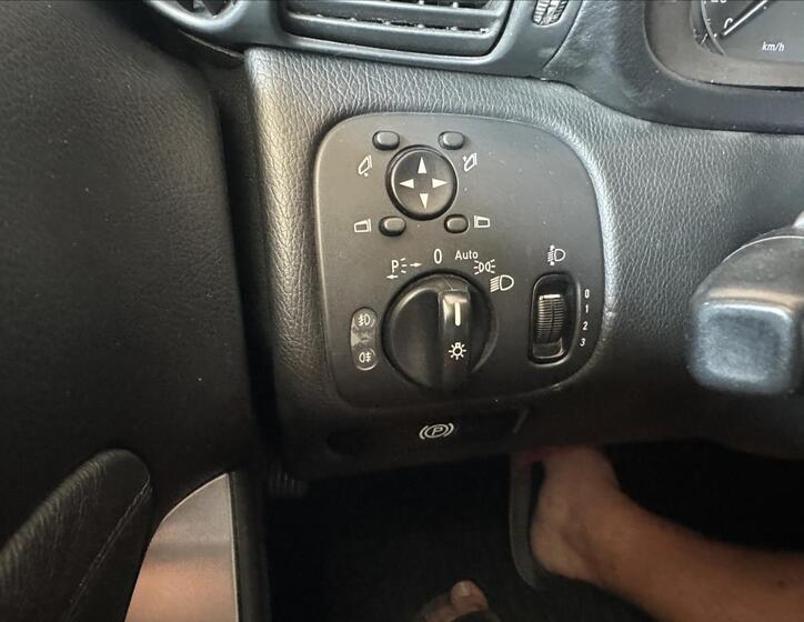 Mercedes-Benz Třídy C 25