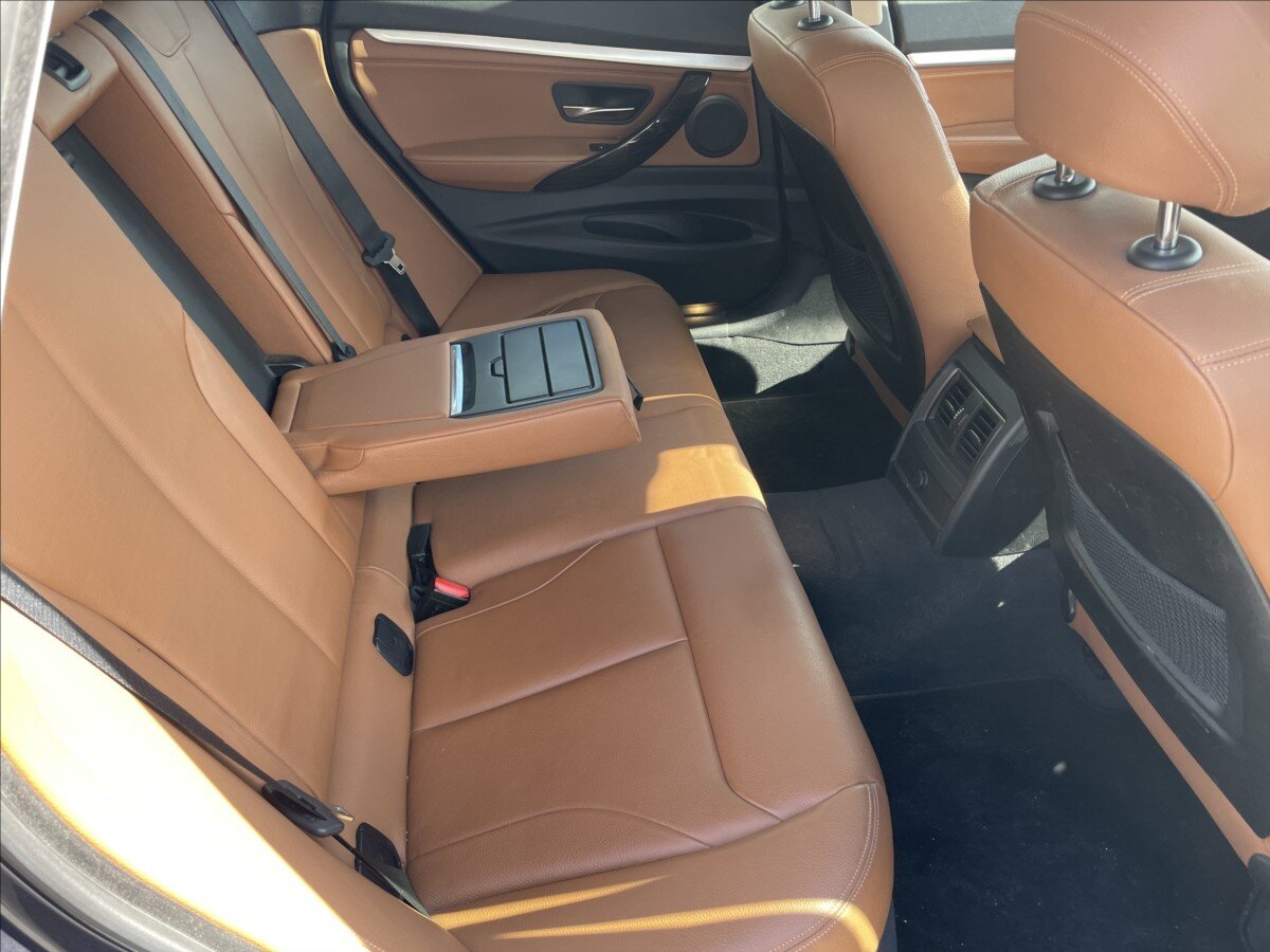 BMW Řada 3 Sedan / Limuzína 3,0 l 225 kw