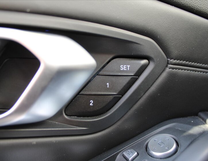 BMW M3 Sedan / Limuzína 3,0 l 375 kw