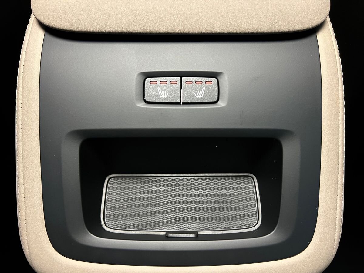 Volvo XC90 SUV / Terénní 2,0 l 184 kw