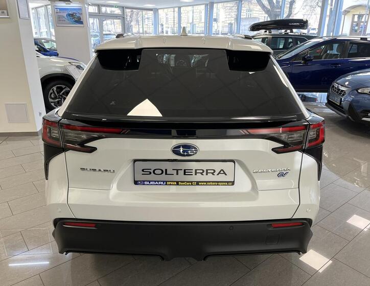 Subaru Solterra 4