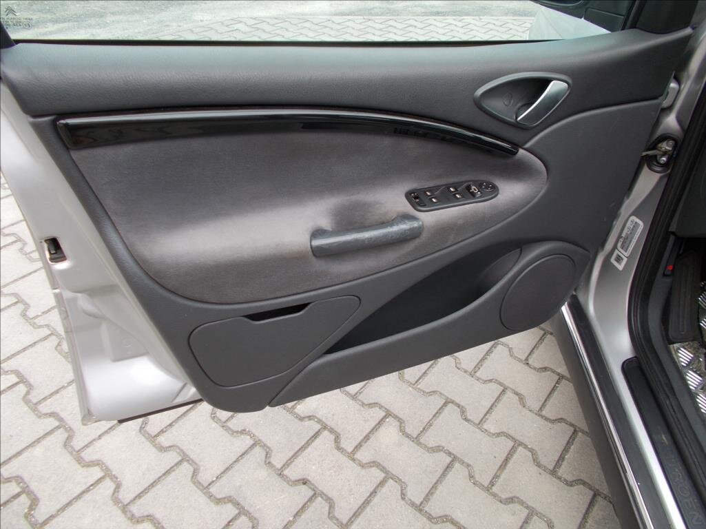 Citroën C5 Sedan / Limuzína 2,0 l 100 kw