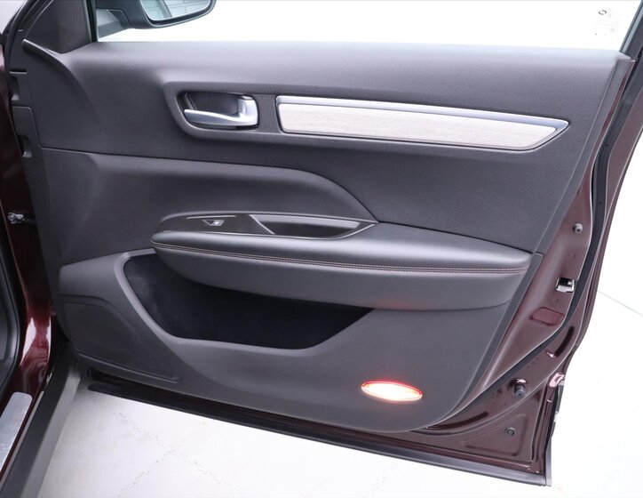 Renault Koleos SUV / Terénní 2,0 l 135 kw