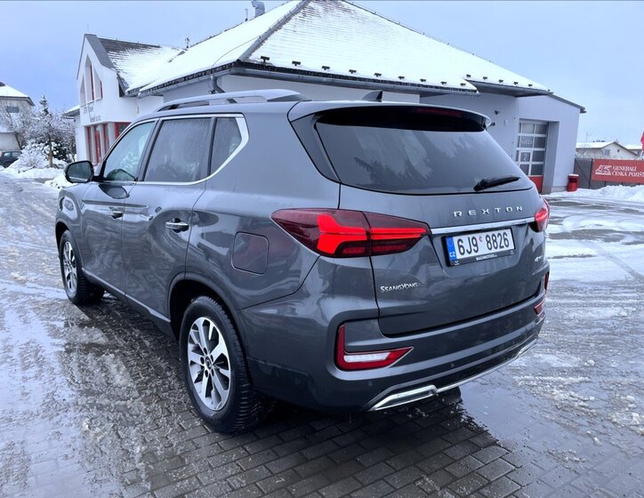 SsangYong Rexton Kombi 2,2 l 148 kw