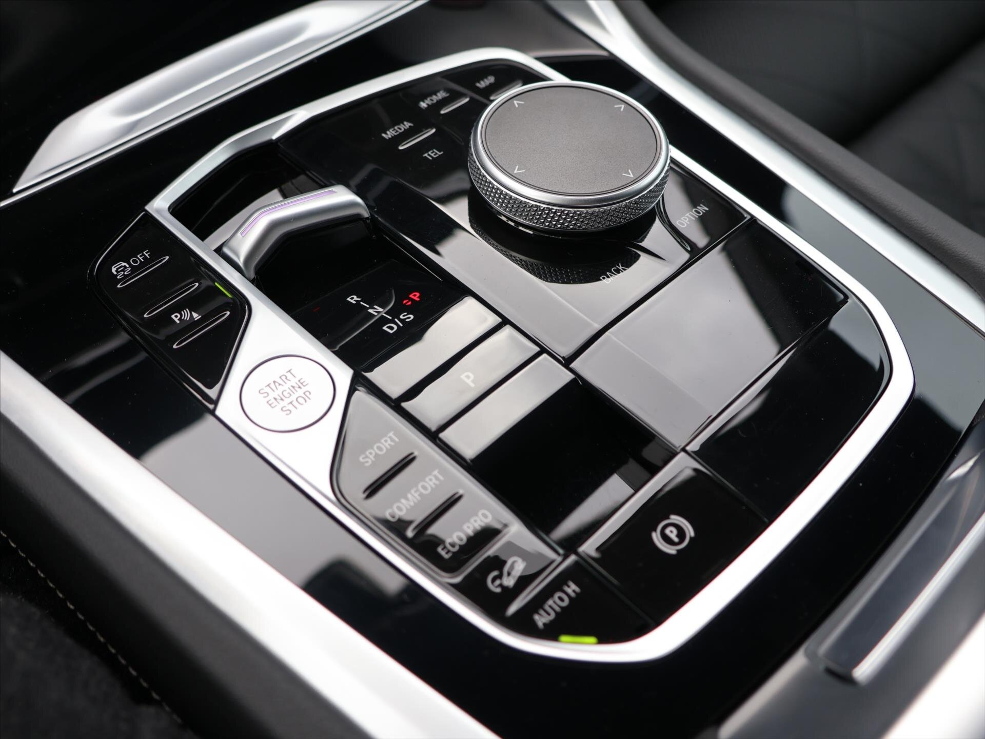 BMW X6 SUV 3,0 l 210 kw