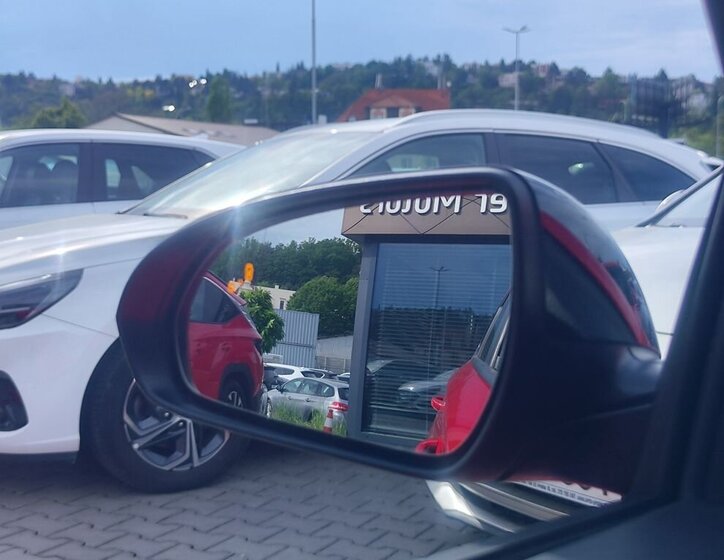 Hyundai i30 Hatchback 2,0 l 206 kw